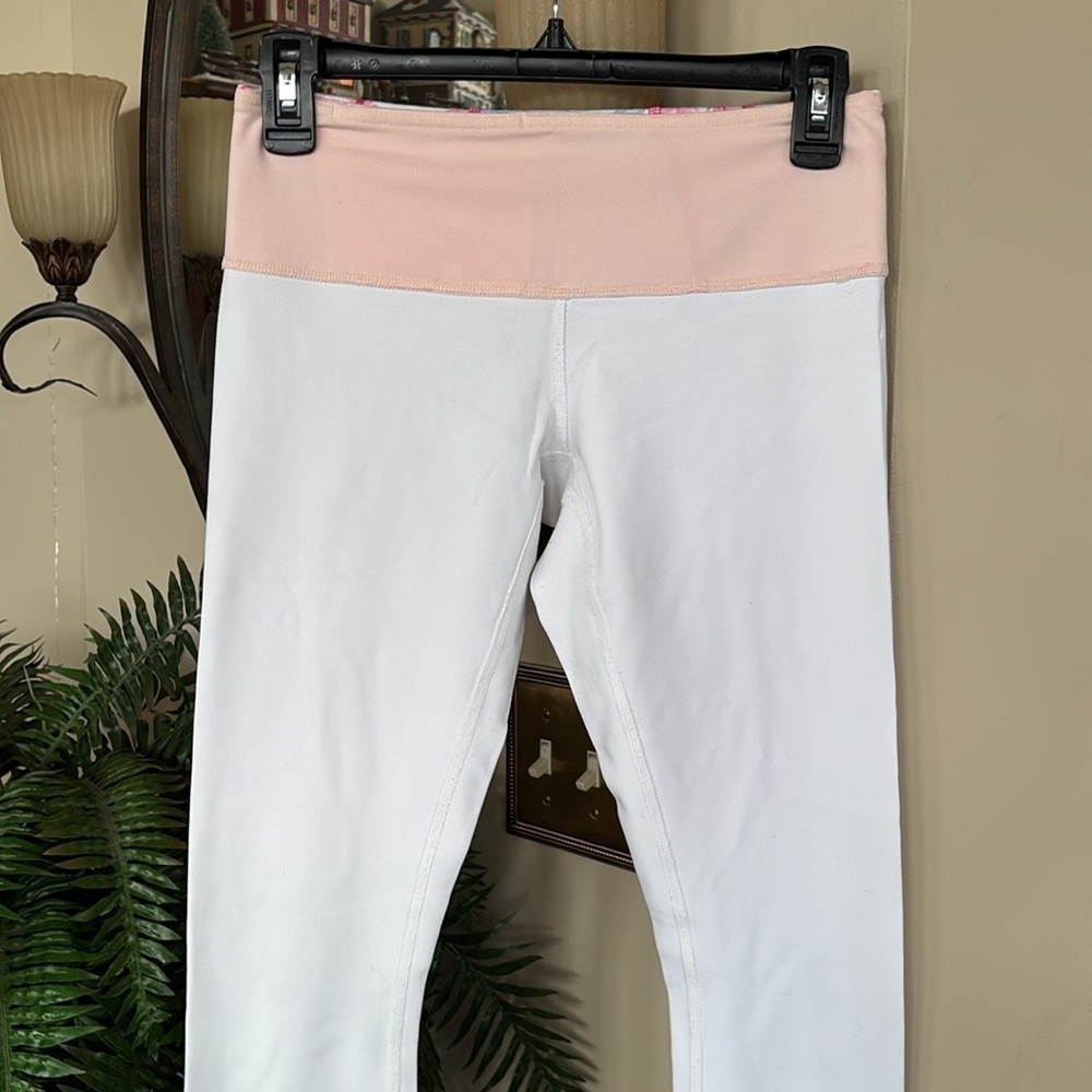 Lululemon Wunder Under Reversible Yoga Pants 2-in-1 White Leggings Pink Floral - Picture 8 of 16